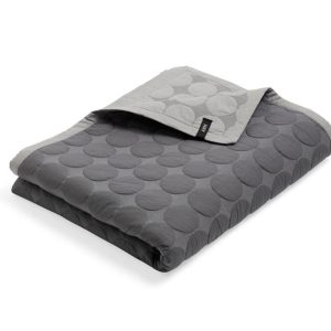HAY – Mega Dot Sengeteppe – B235 x L245 cm – Mørkegrå – Dark Grey – Gratis frakt v:1535513 HAY – Mega Dot Sengeteppe – B235 x L245 cm – Mørkegrå – Dark Grey – Gratis frakt v:1535513