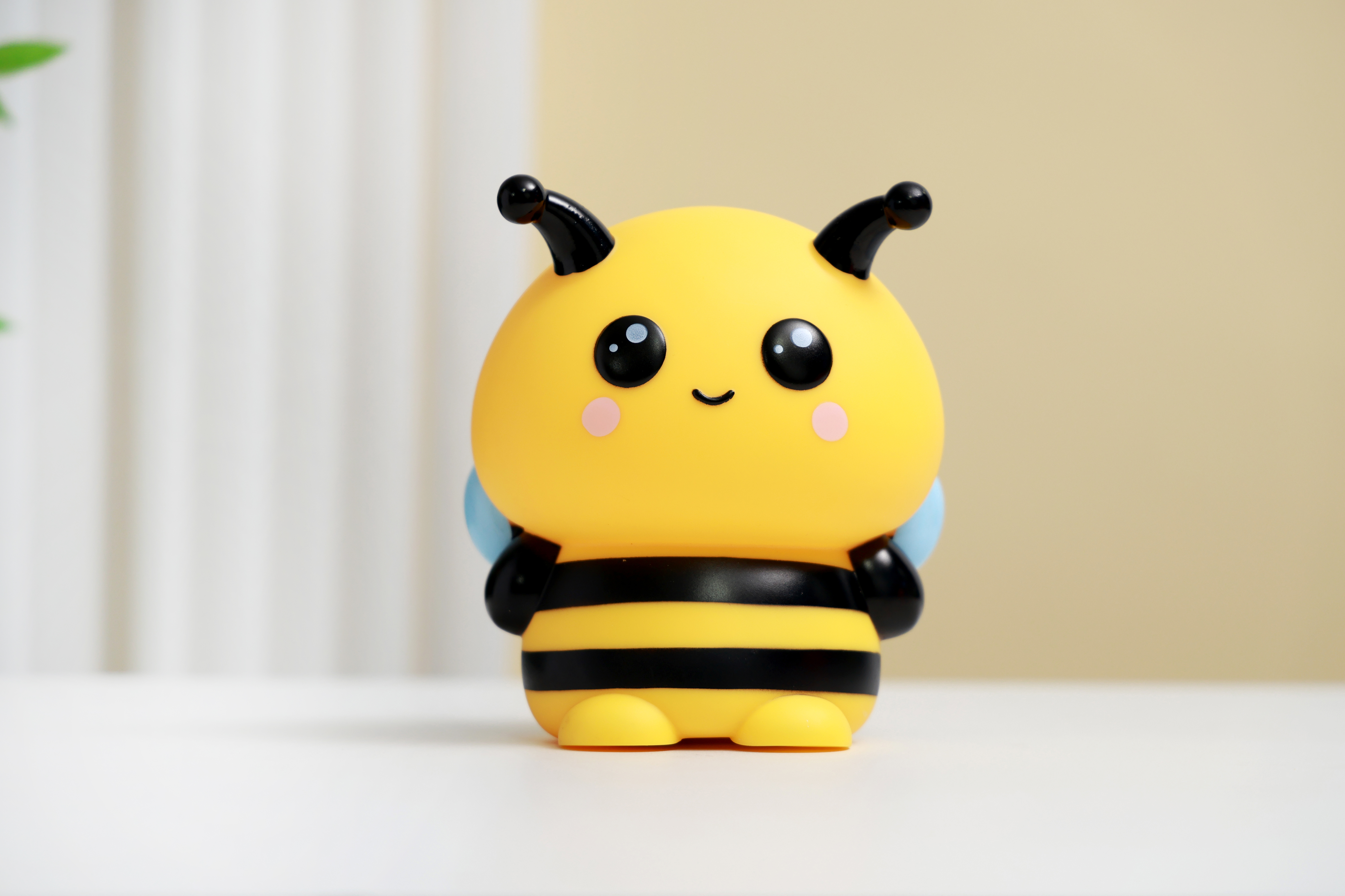 iTotal - Night light BEE (XL3208) v:5246979