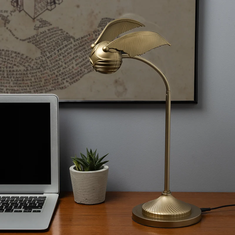 Golden Snitch Posable Desk Lamp – Gratis frakt v:8955259