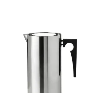 Stelton – Arne Jacobsen Cylinda Presskanne 1 L (Stål) – Gratis frakt v:6623482