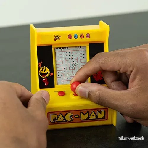 PAC-MAN Desktop Arcade v:1059735