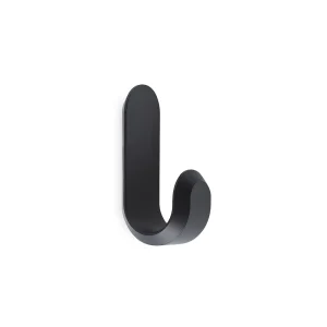 Normann Copenhagen – Curve Mini Knagger – Sett av 2 – Matt Sort v:6609806 Normann Copenhagen – Curve Mini Knagger – Sett av 2 – Matt Sort v:6609806