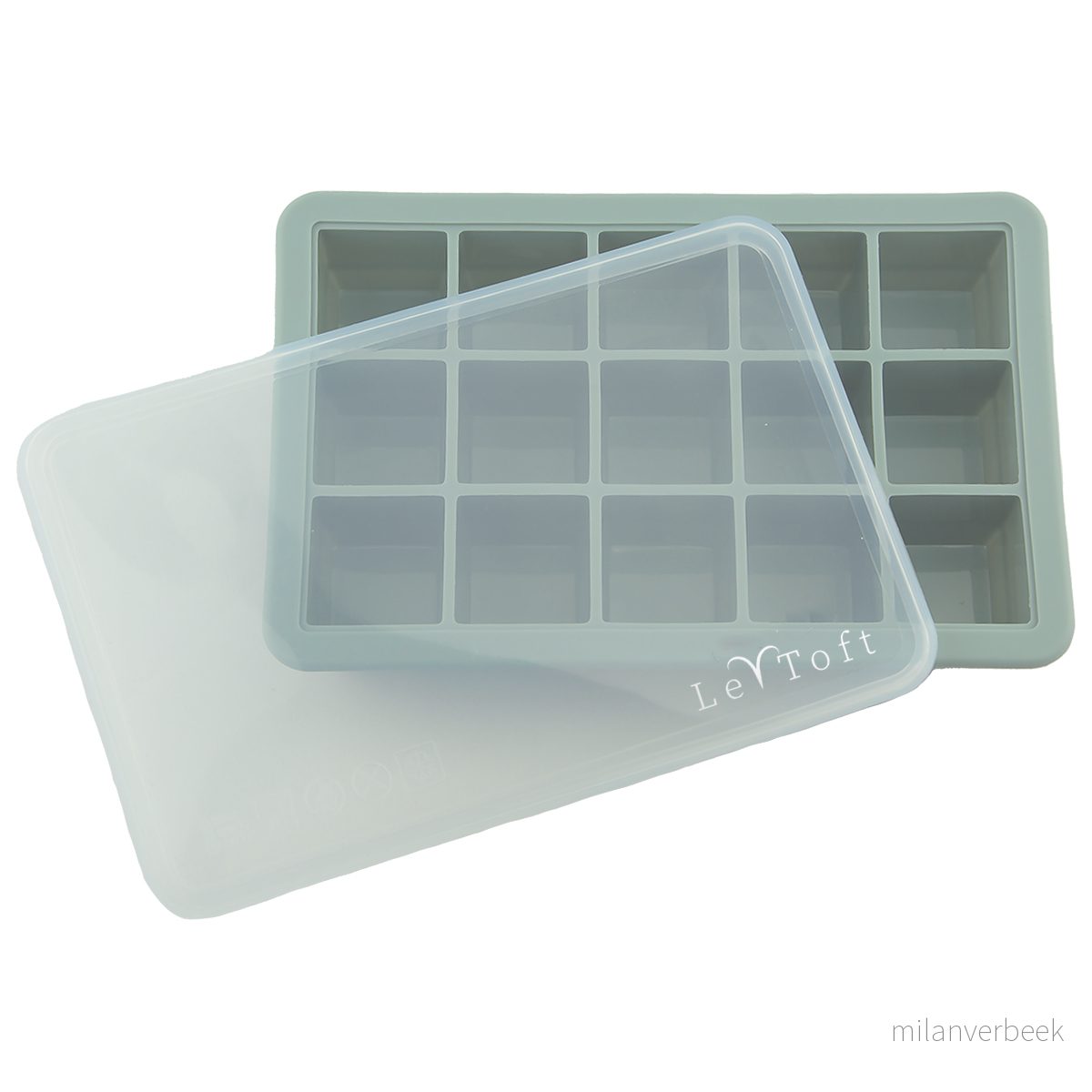Le Toft – Baby Food Freezer Cubes – Smokey Green – 15 compartments, each holding up to 20 ml v:1835988 Le Toft – Baby Food Freezer Cubes – Smokey Green – 15 compartments, each holding up to 20 ml v:1835988