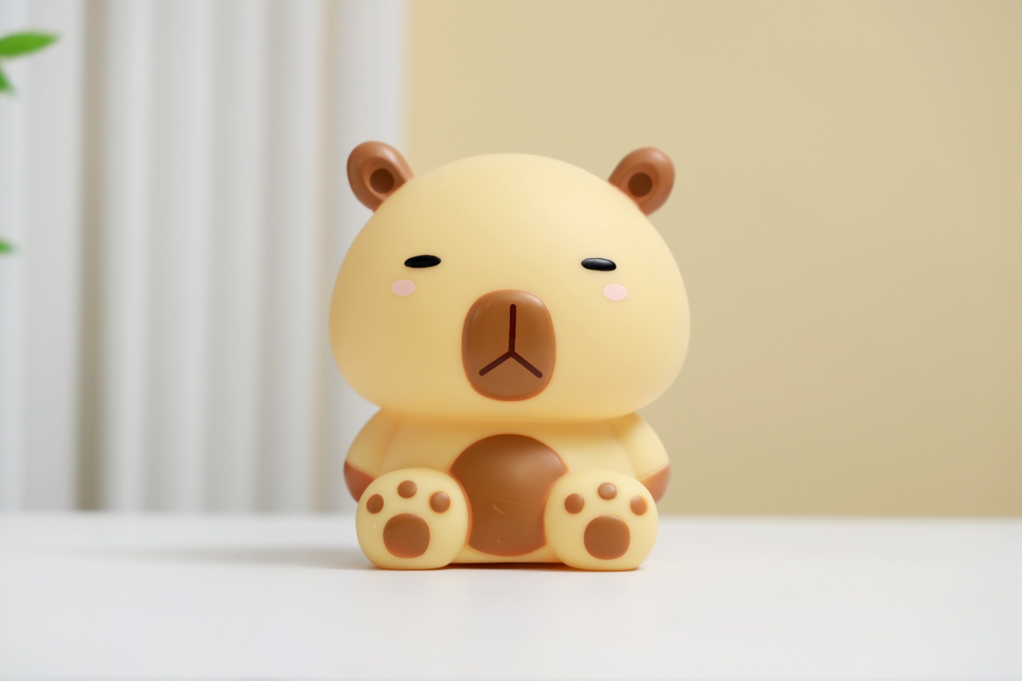 iTotal - Night Light - Capybara - 18 × 15 × 12.5 cm v:9570362